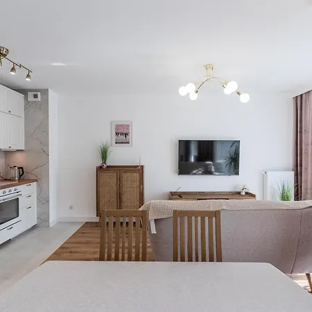 Apartamento Podpromie Modern By Bookinghost *