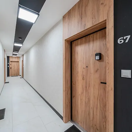 Apartamento Podpromie Modern By Bookinghost